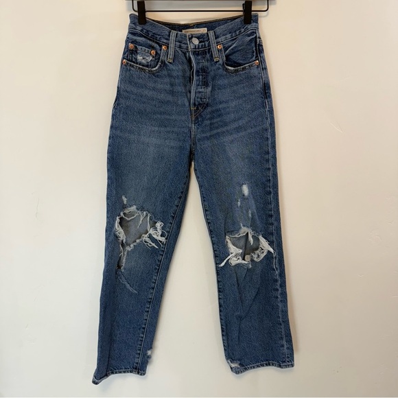 LEVI’S Ribcage Straight Ankle Button Fly Distressed Jeans - Picture 2 of 9